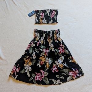 Hawaiian skirt and top